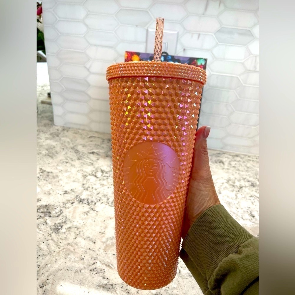 Starbucks 2024 Iridescent Peach Pink Holiday PVD Studded Bling Tumbler. NWT. WOW